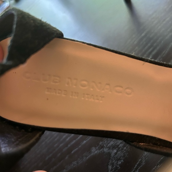 Club Monaco made by Ralph Lauren - Picture 2 of 3